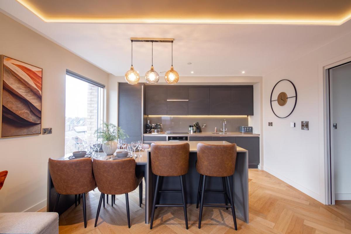 Entire 2 Bed - No. 49 - The Cosy Collection Ltd Apartment