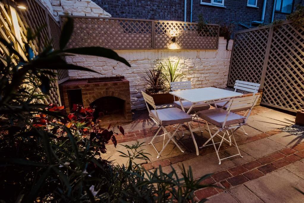 Holiday home Artistic Hideaway Within York's Ancient Walls York