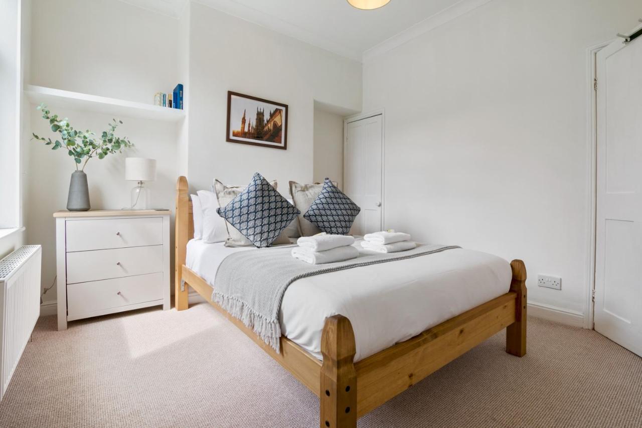 Stylish Near Centre - Pass The Keys Holiday home *