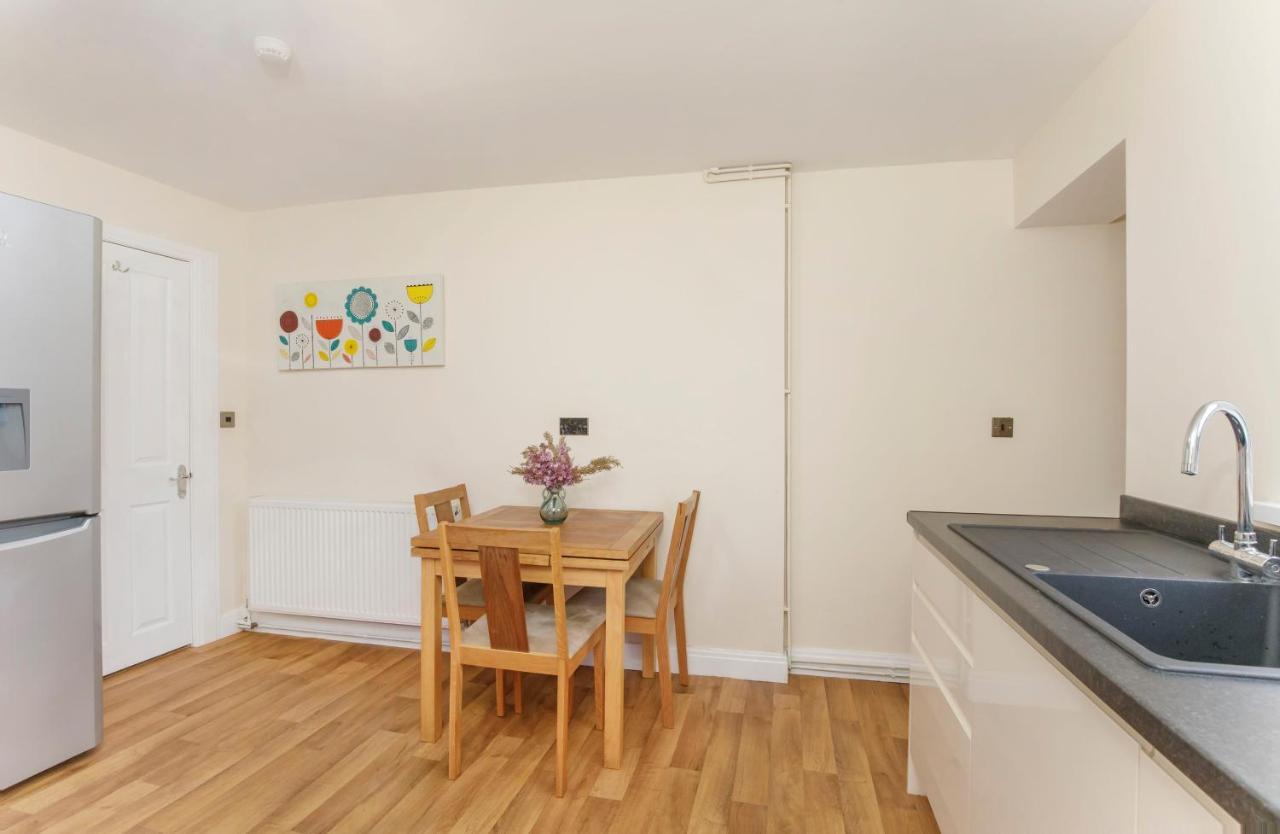 Drake St, Close To Station And Centre Apartment York