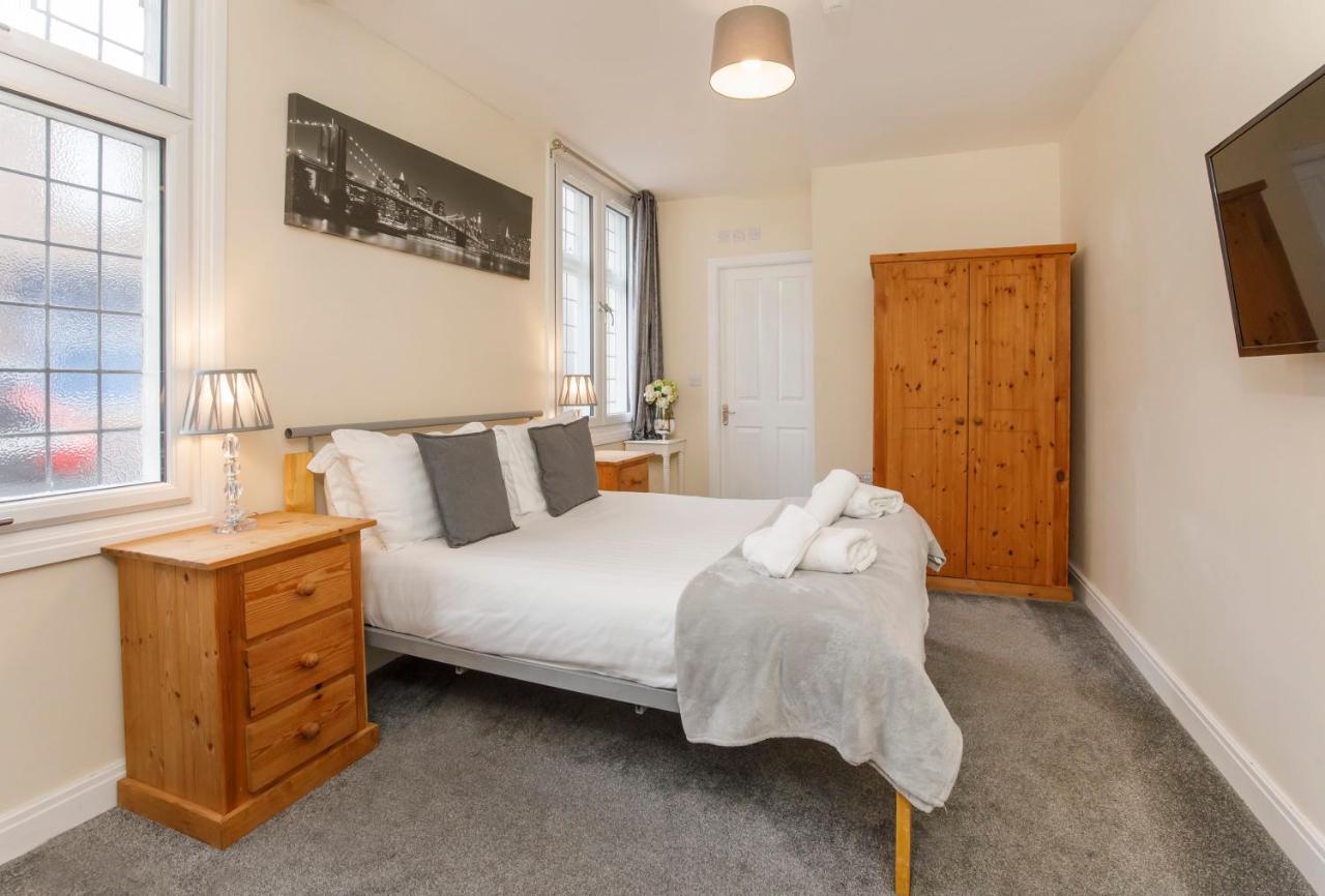 Apartment Drake St, Close To Station And Centre *