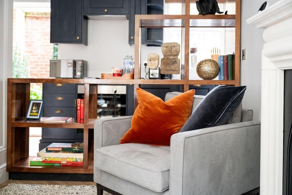The Aldwark Apartment *