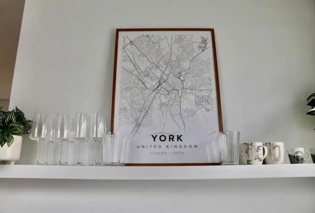 Clement House, York, Free Ev And Parking *