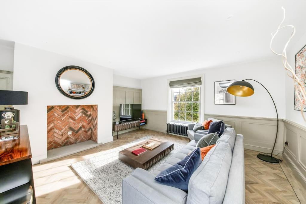 Aldwark Attic Is 4 Min To The Shambles With Free Wifi Apartment *