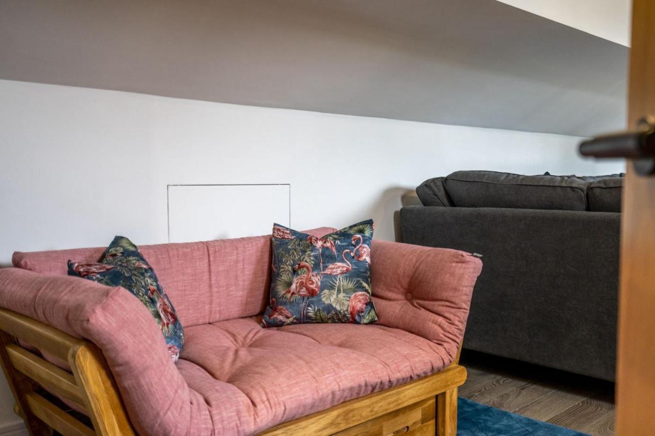 The Quadrant - The King Apartment