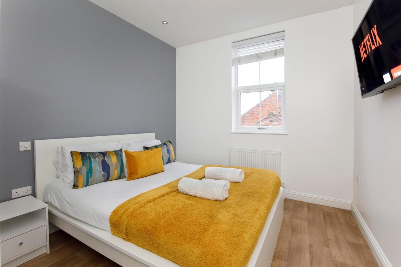 Henry Court 4 * York
