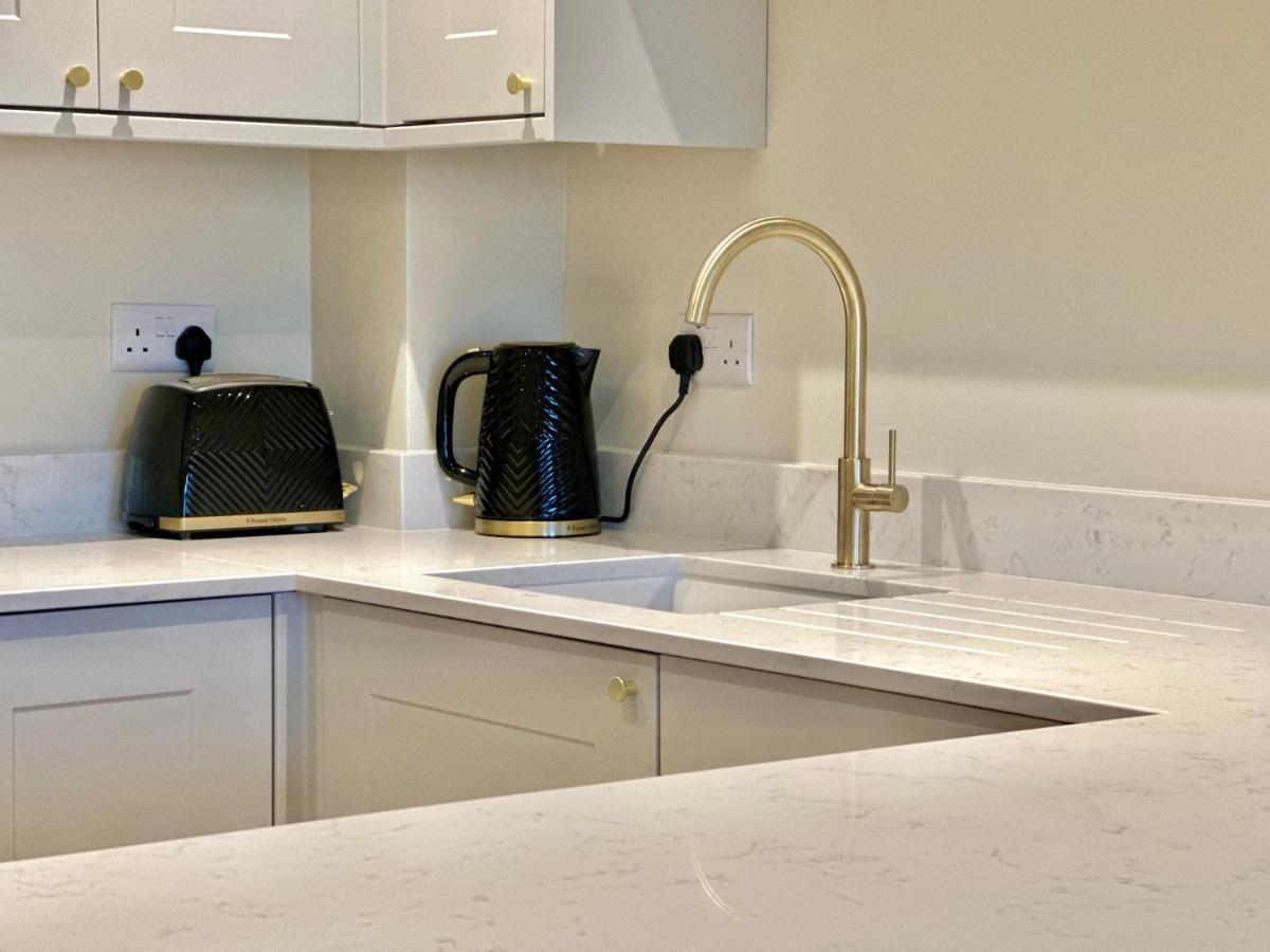 Barbican Loft - With Free Parking Apartment *