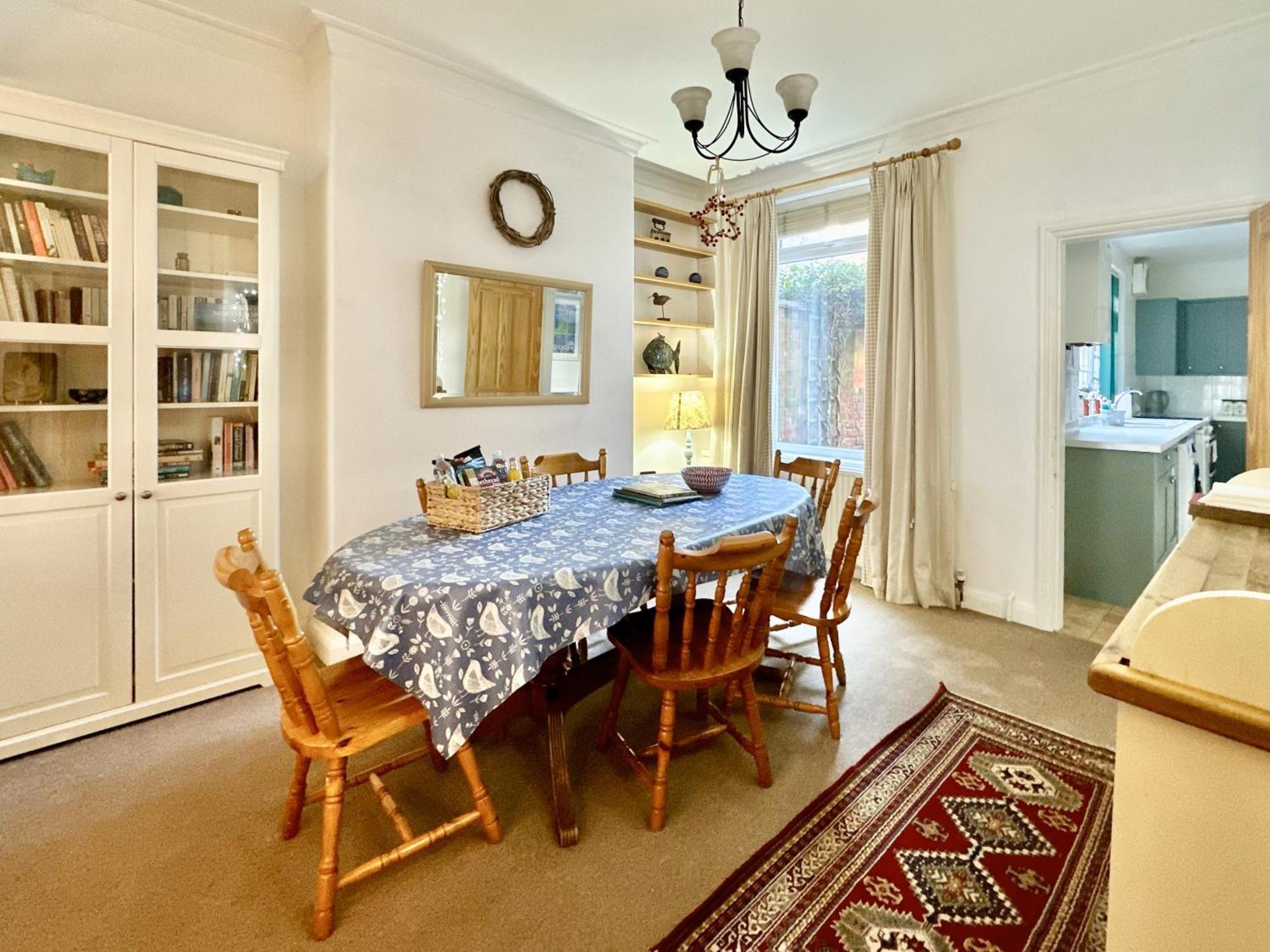 Holiday home Nunmill Nest By Bishy Road With Free Parking