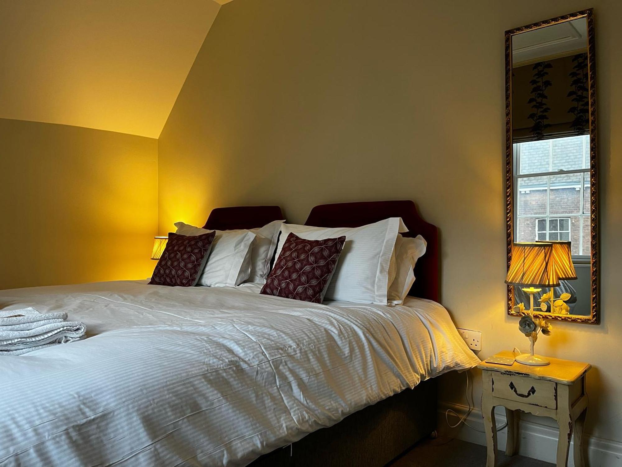 1, 71 Micklegate, Apartment York