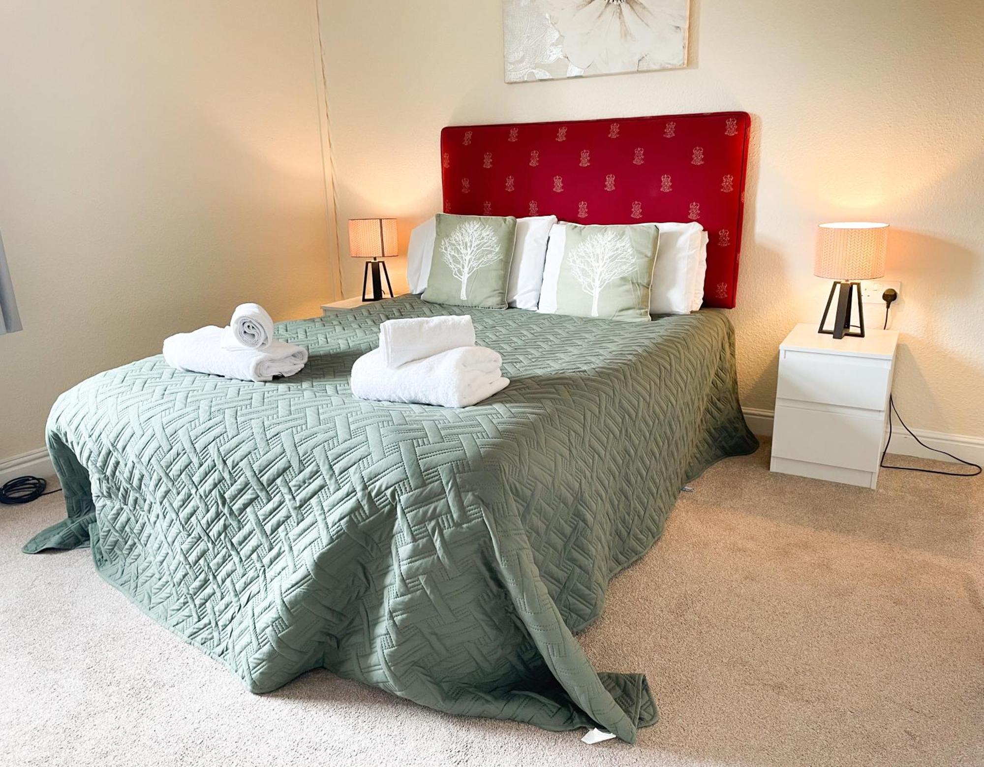 The Warwick - Quaint Victorian With Free Parking Lodge *