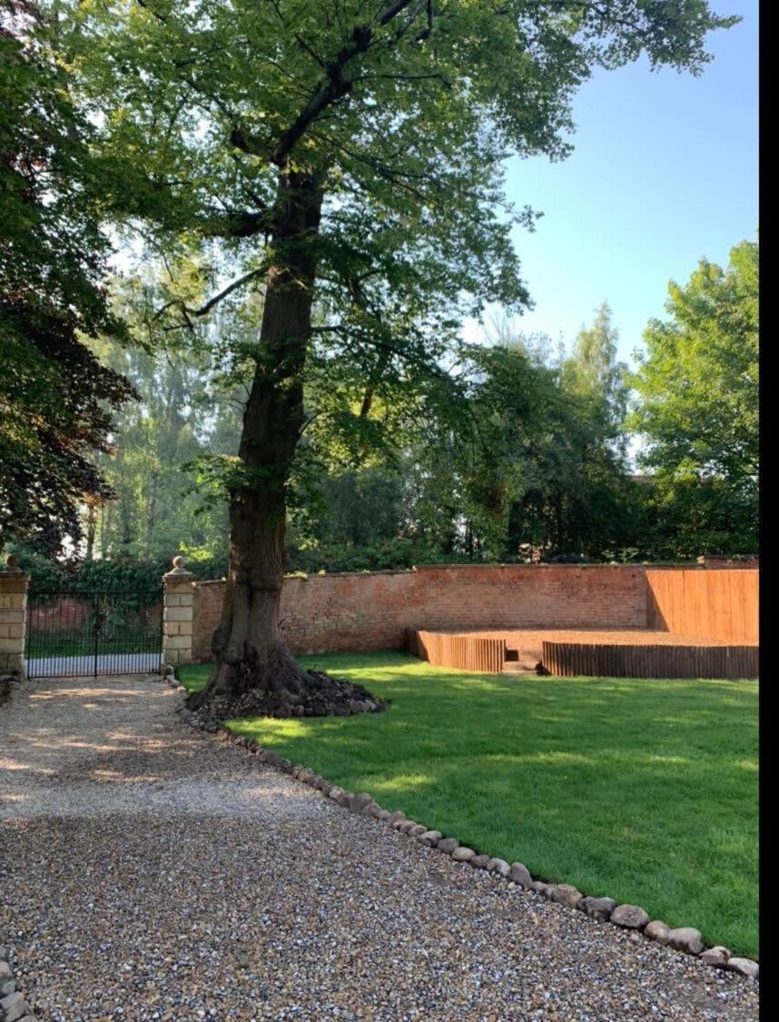 Apartment 3b The Carriage House 6m Village Location