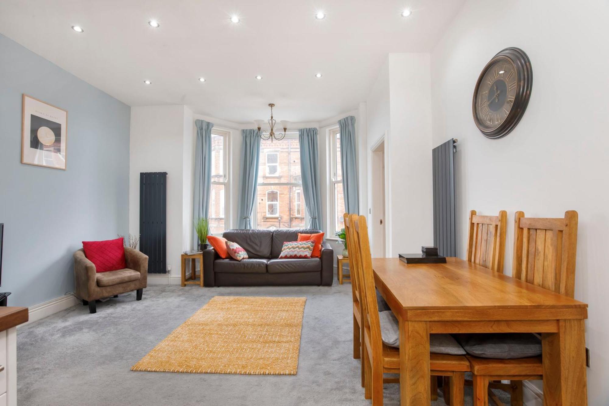 5 The Keyes With Free Parking * York