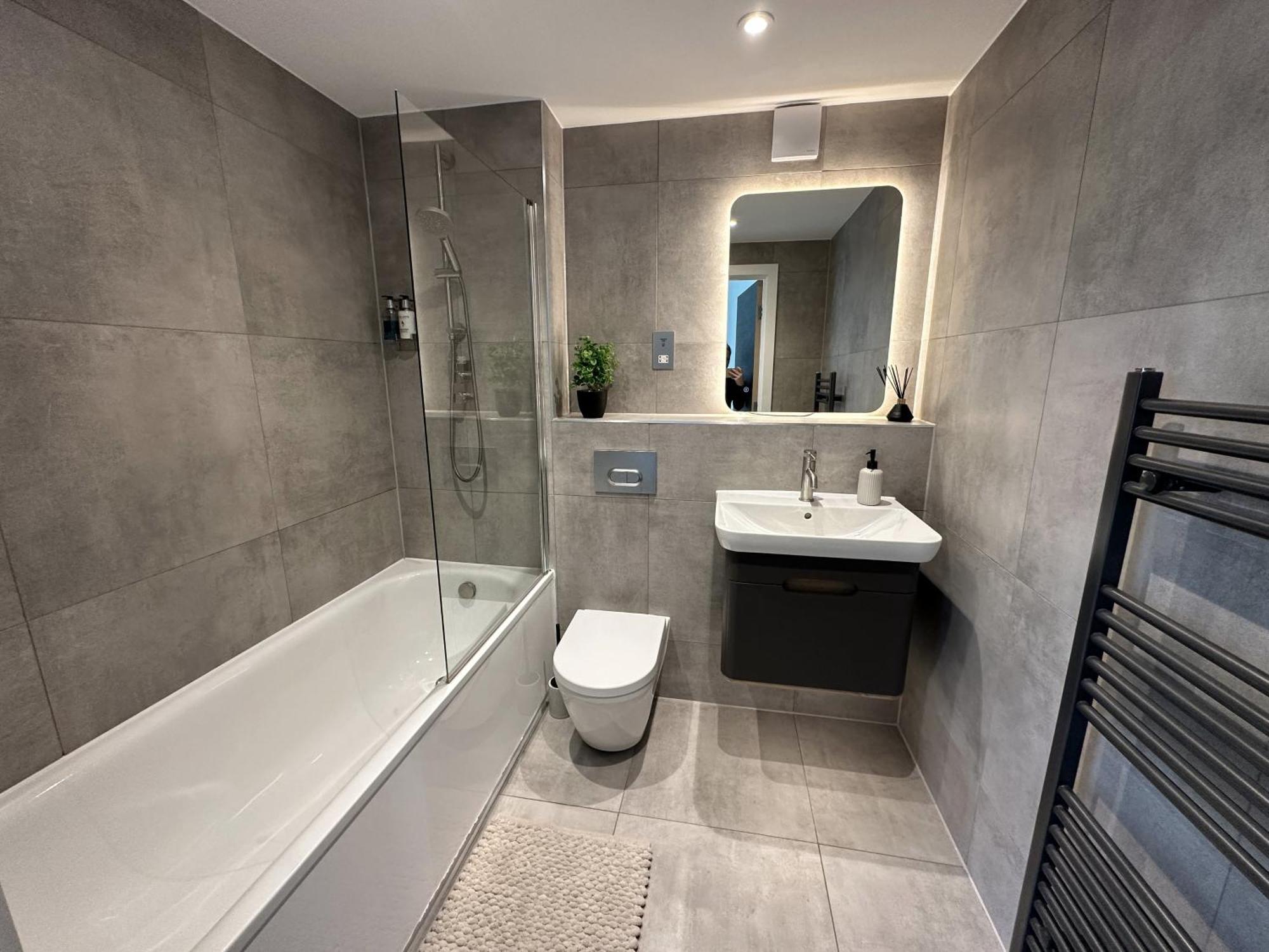 Luxury Minster Penthouse - Free Gym & Parking Apartment York