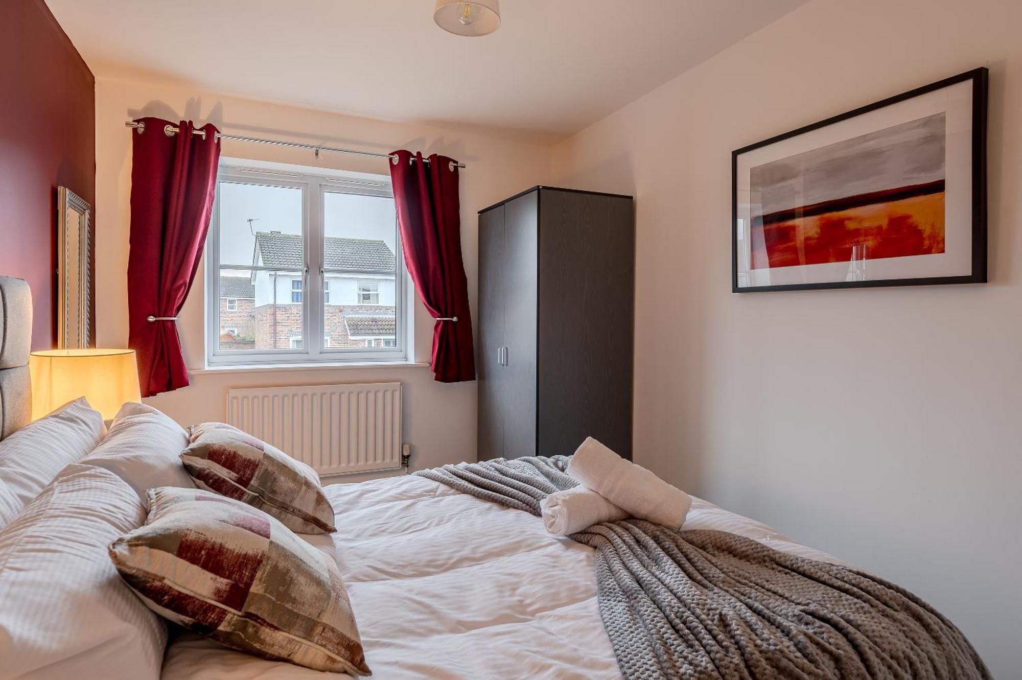 Quiet 3 Bed Hse, Sleeps 5 Free Prkg-3 Cars, 10mins, Contractor Friendly York