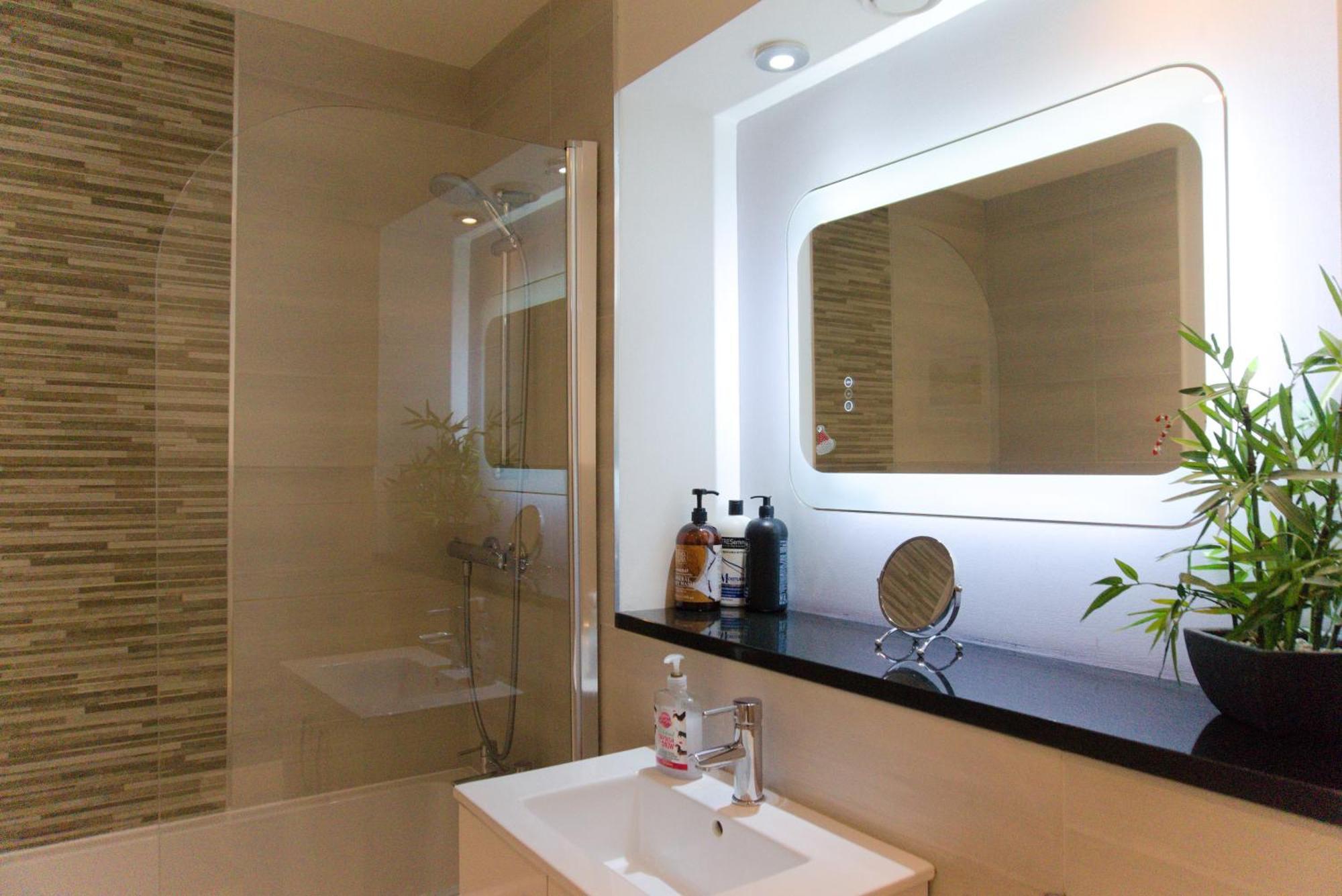 Domus, With Free Secure Parking On Site *