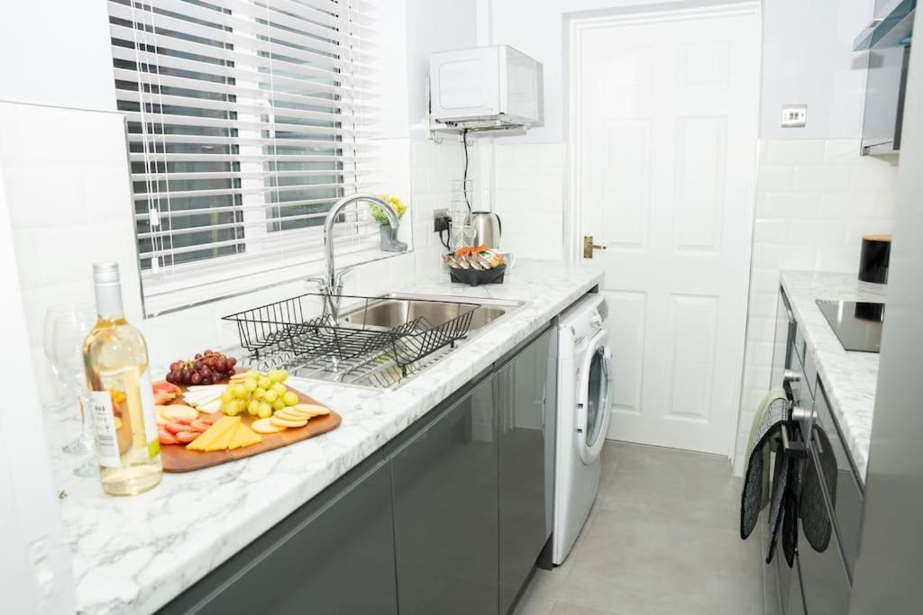 Stylish In - Free Wifi & Parking - Close To Racecourse & Centre * York
