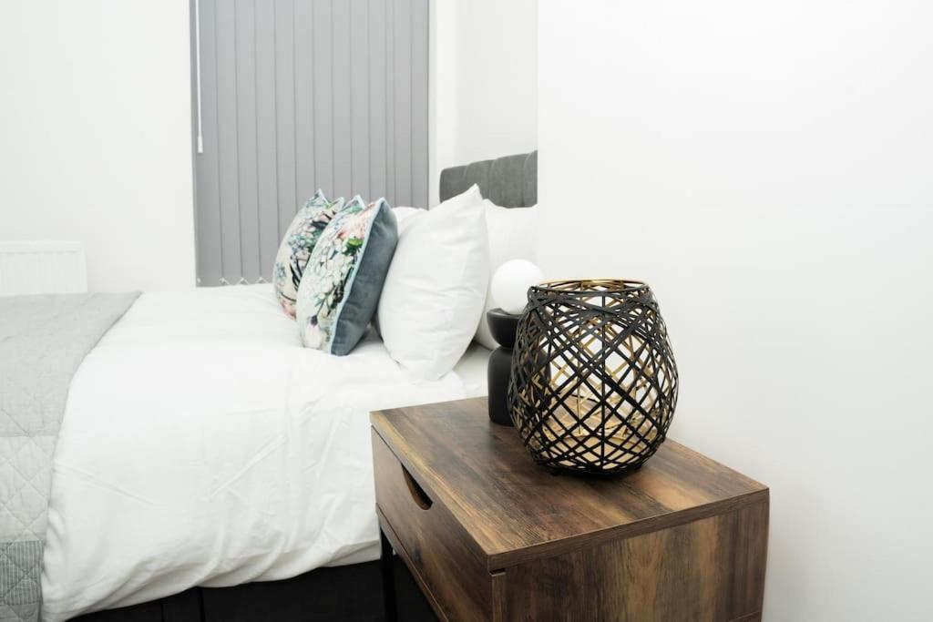 Apartment Stylish In - Free Wifi & Parking - Close To Racecourse & Centre York