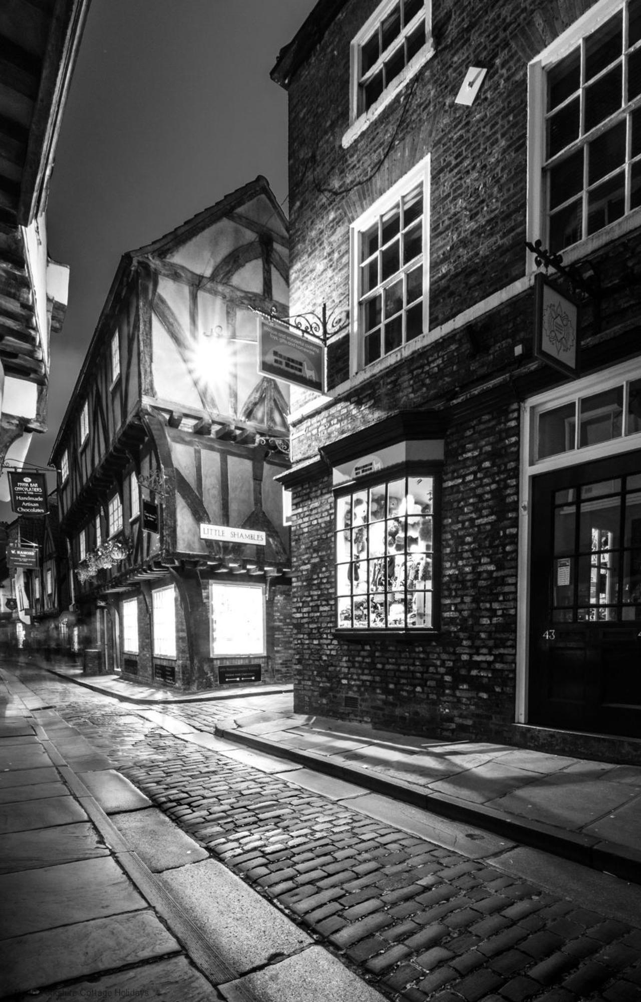 Picturesque Stone In The Heart Of North Yorkshire Village - Hideaway * York