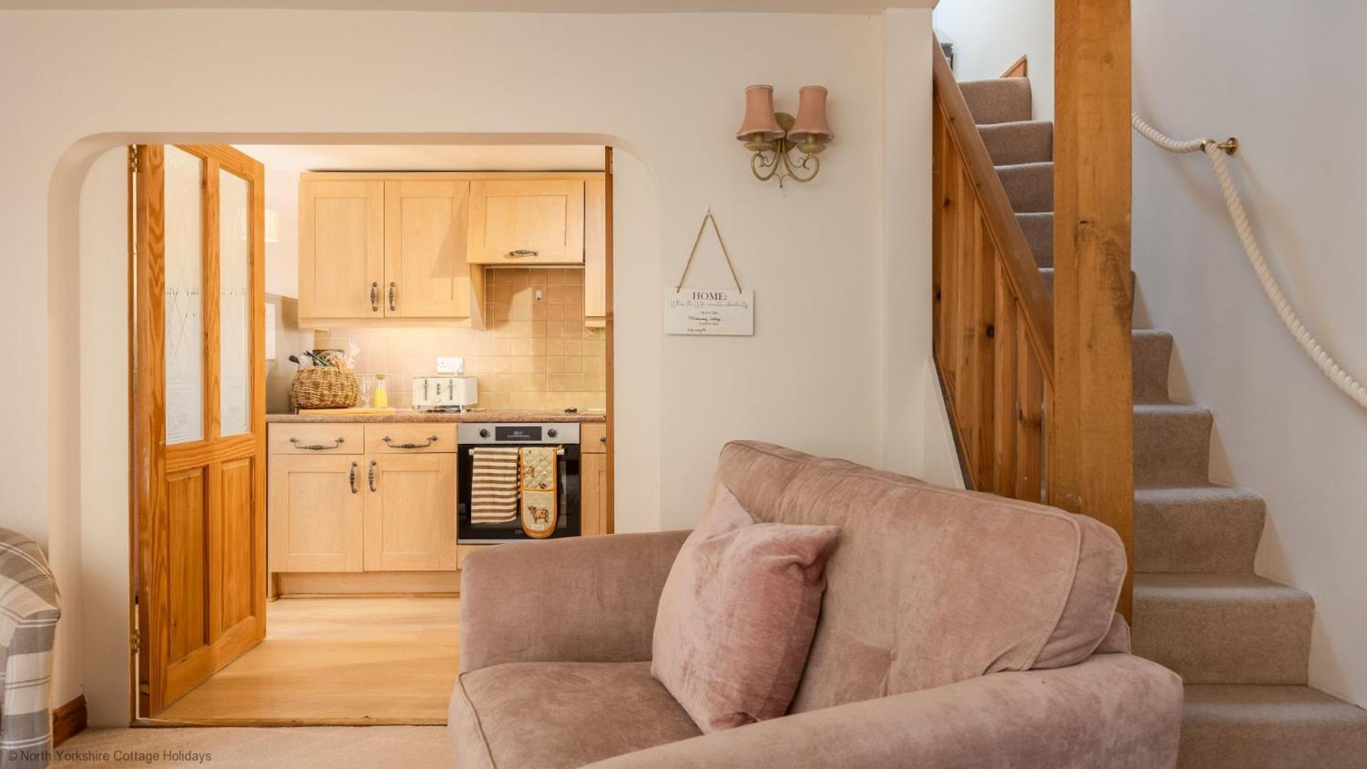 Picturesque Stone In The Heart Of North Yorkshire Village - Hideaway * York