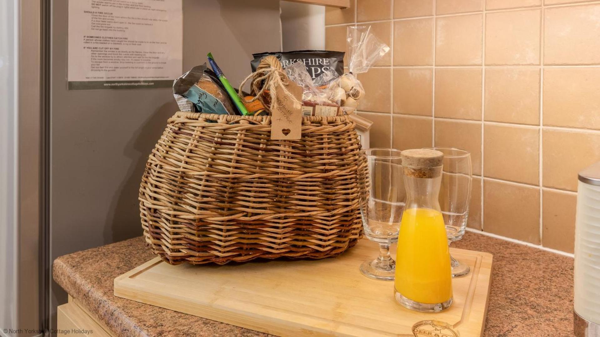 Holiday home Picturesque Stone In The Heart Of North Yorkshire Village - Hideaway York