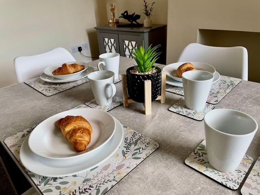 Minster House- Free Parking Holiday home York