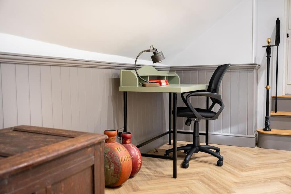 Apartment Aldwark Attic Is 4 Min To The Shambles With Free Wifi *
