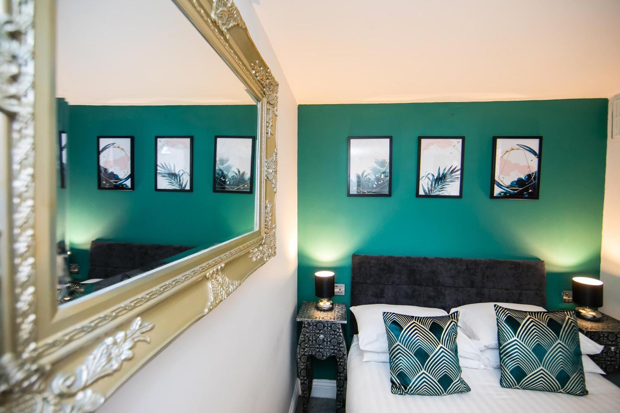 Apartment Very Ground Floor 2 Bedroom *