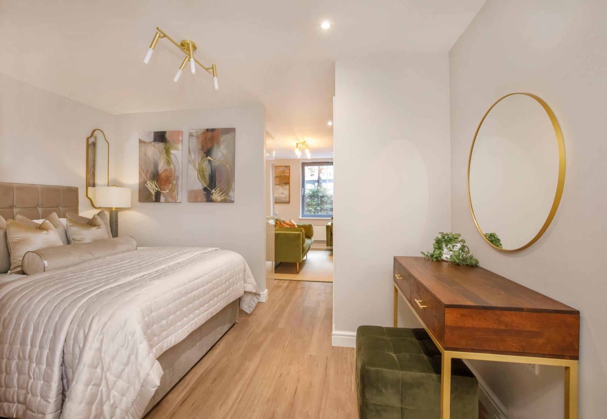 Apartment Crescent Court Modern And Luxurious *