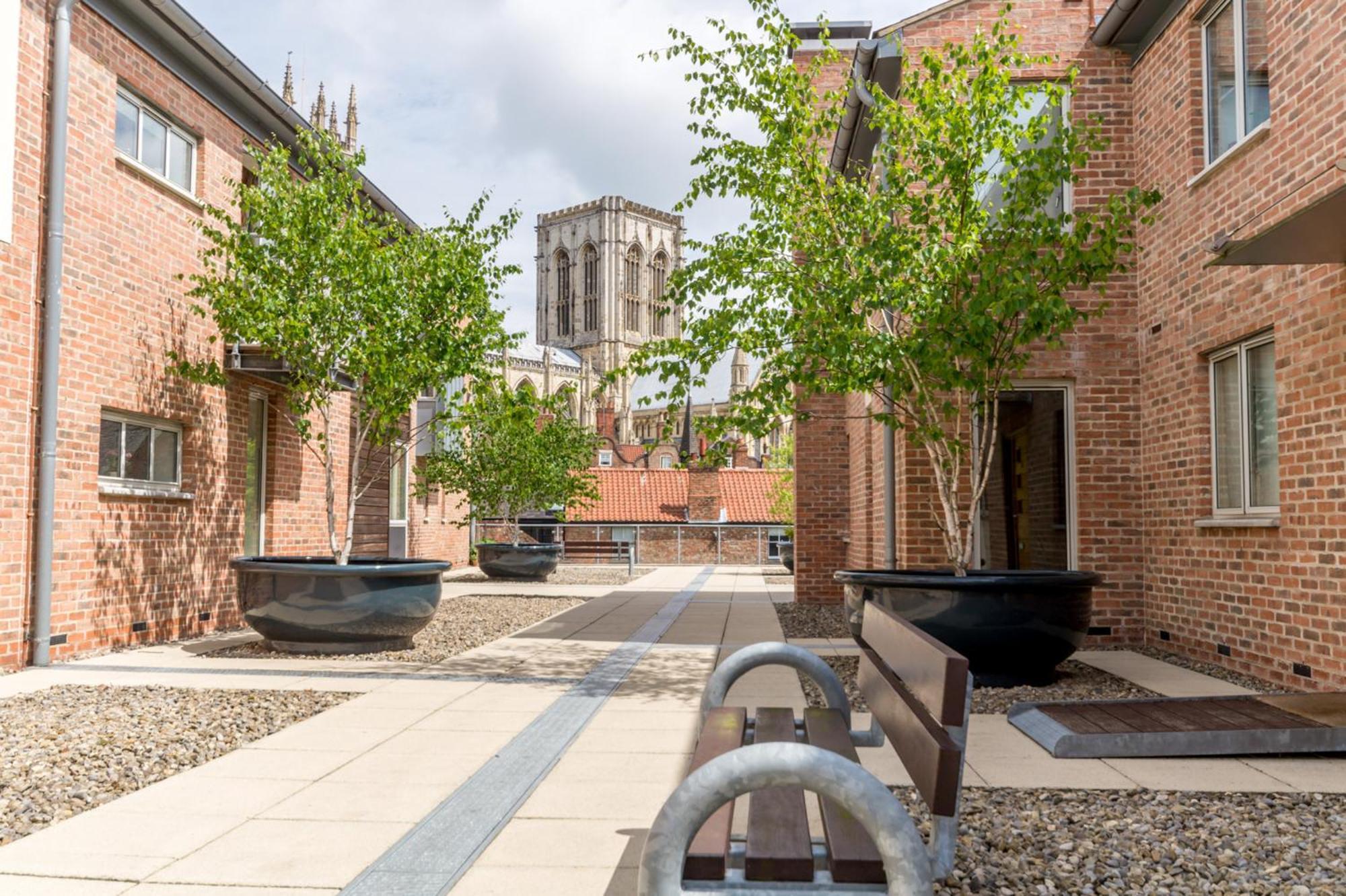 11 Stonegate Court Apartment
