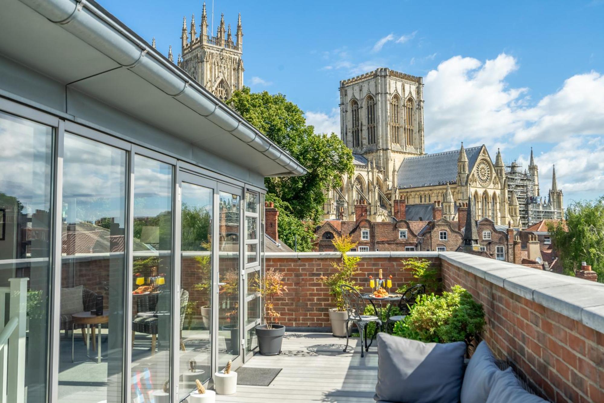 11 Stonegate Court Apartment York