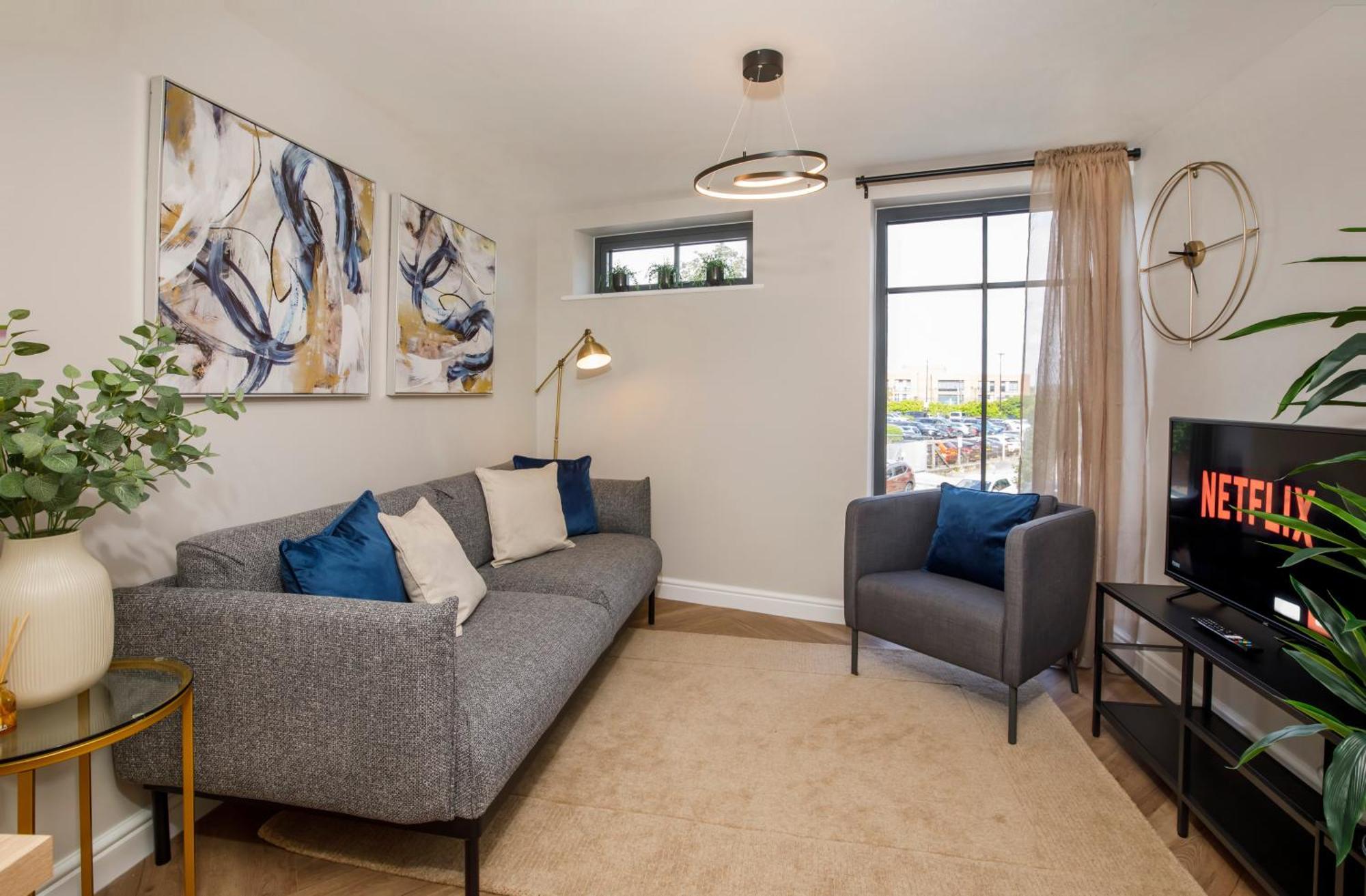 Apartment Crescent Court Modern And Luxurious *