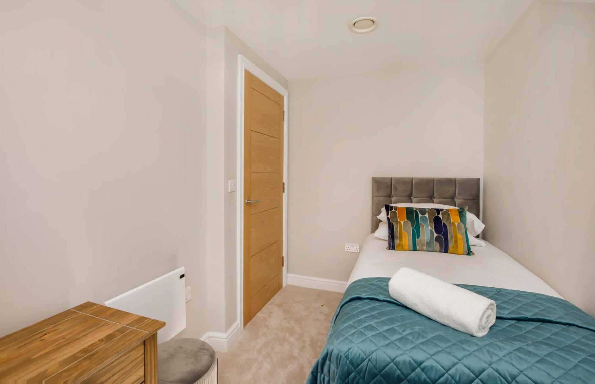 Crescent Court Modern And Luxurious Apartment *