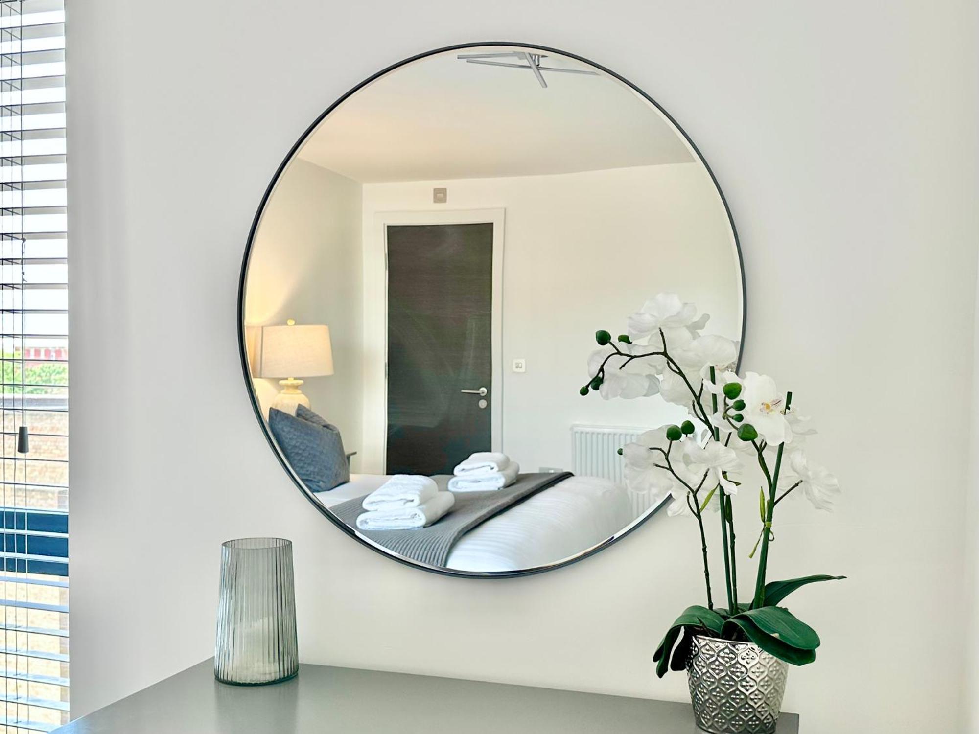 Apartment Icona Luxury With Minster Views & Allocated Parking *