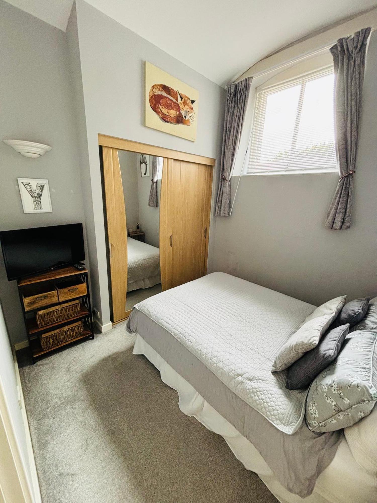 Apartment County House Centre With Parking Sleeps 4 York