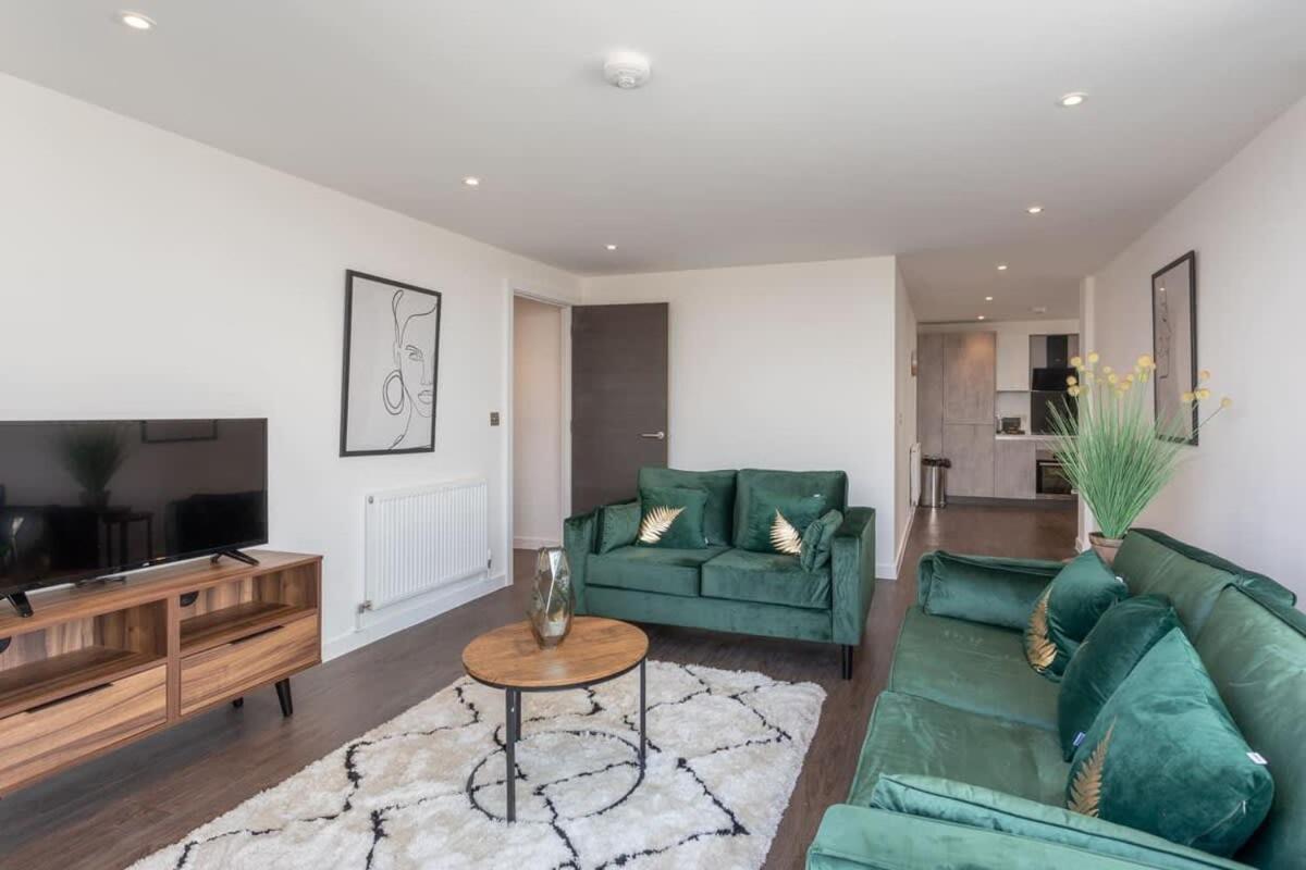 Stayzeni, Ouse Court Stunning 2 Bed Flat Apartment York