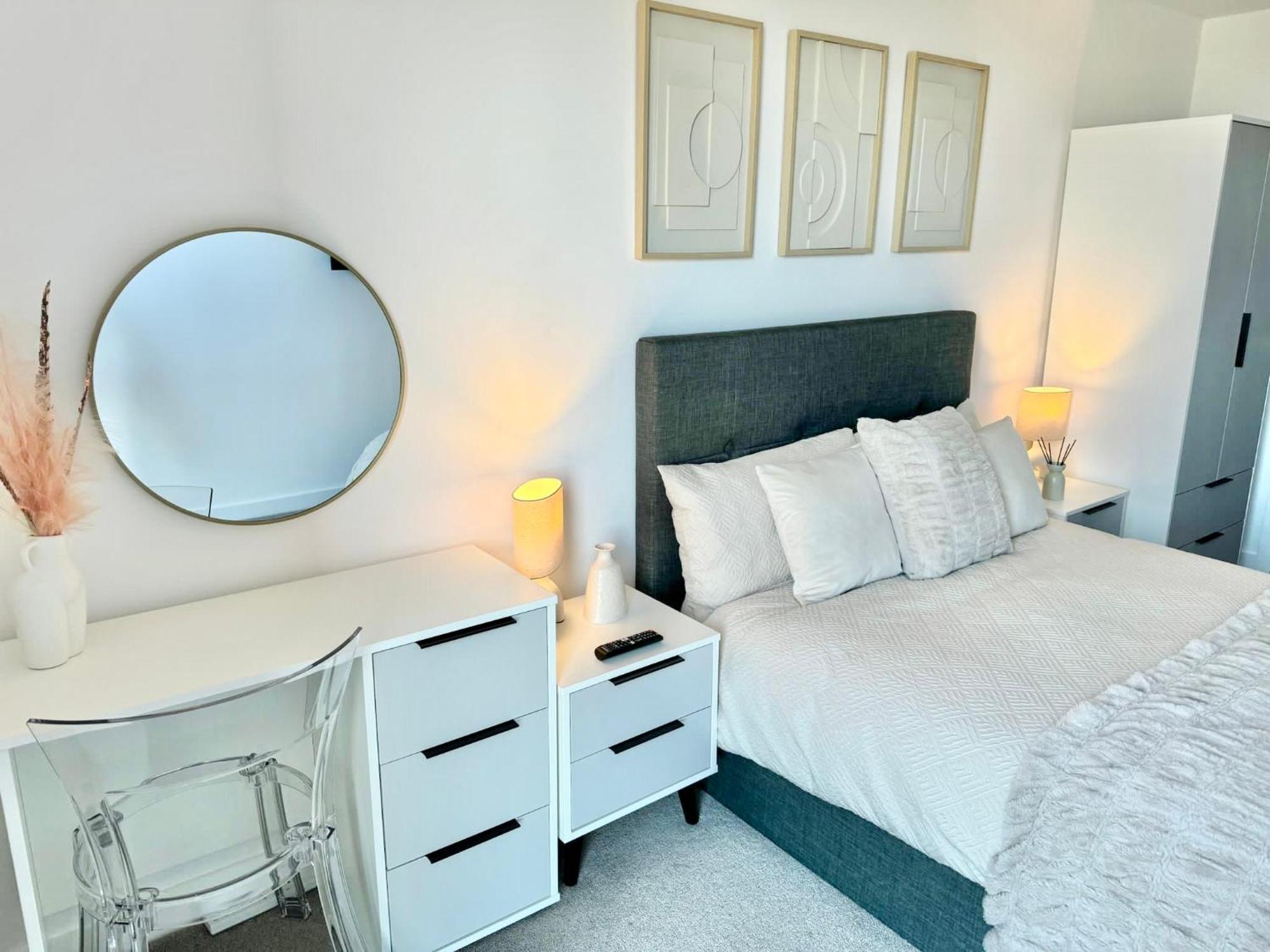 Apartment Stay@55 -secure Underground Parking York