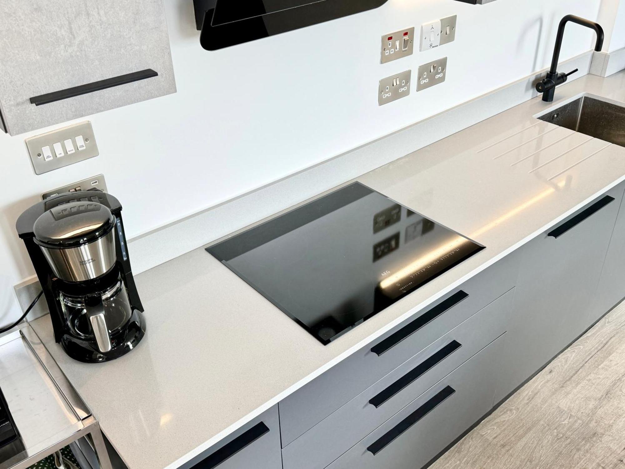 Carillon 60 With Free Secure Parking Apartment York