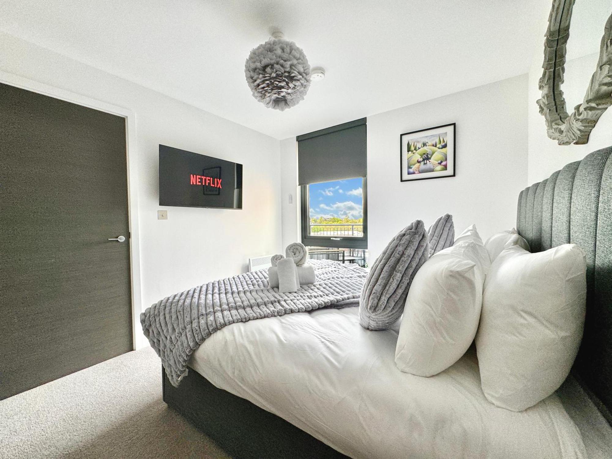Carillon 60 With Free Secure Parking Apartment *