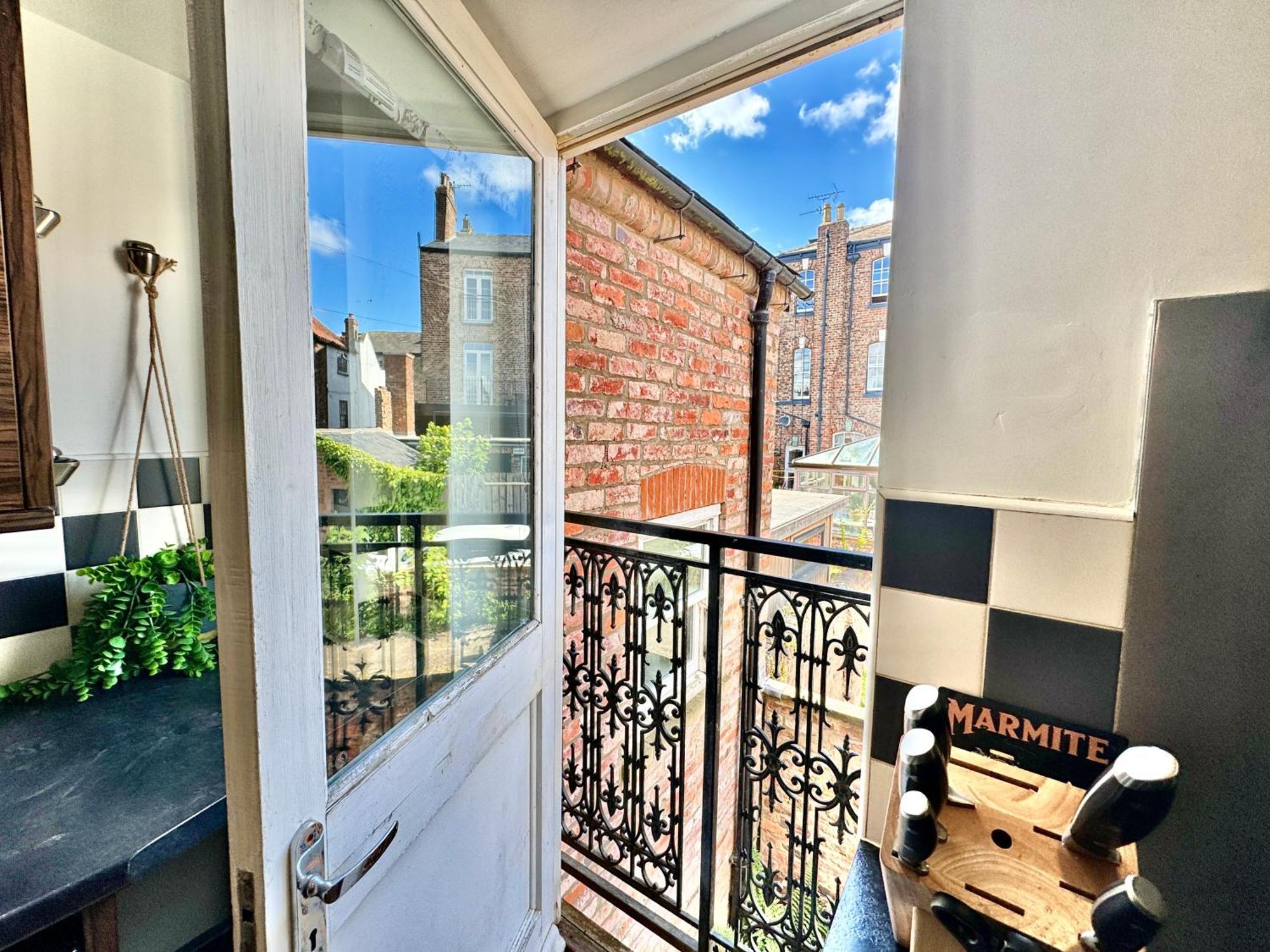 Apartment No 4 Near The Racecourse