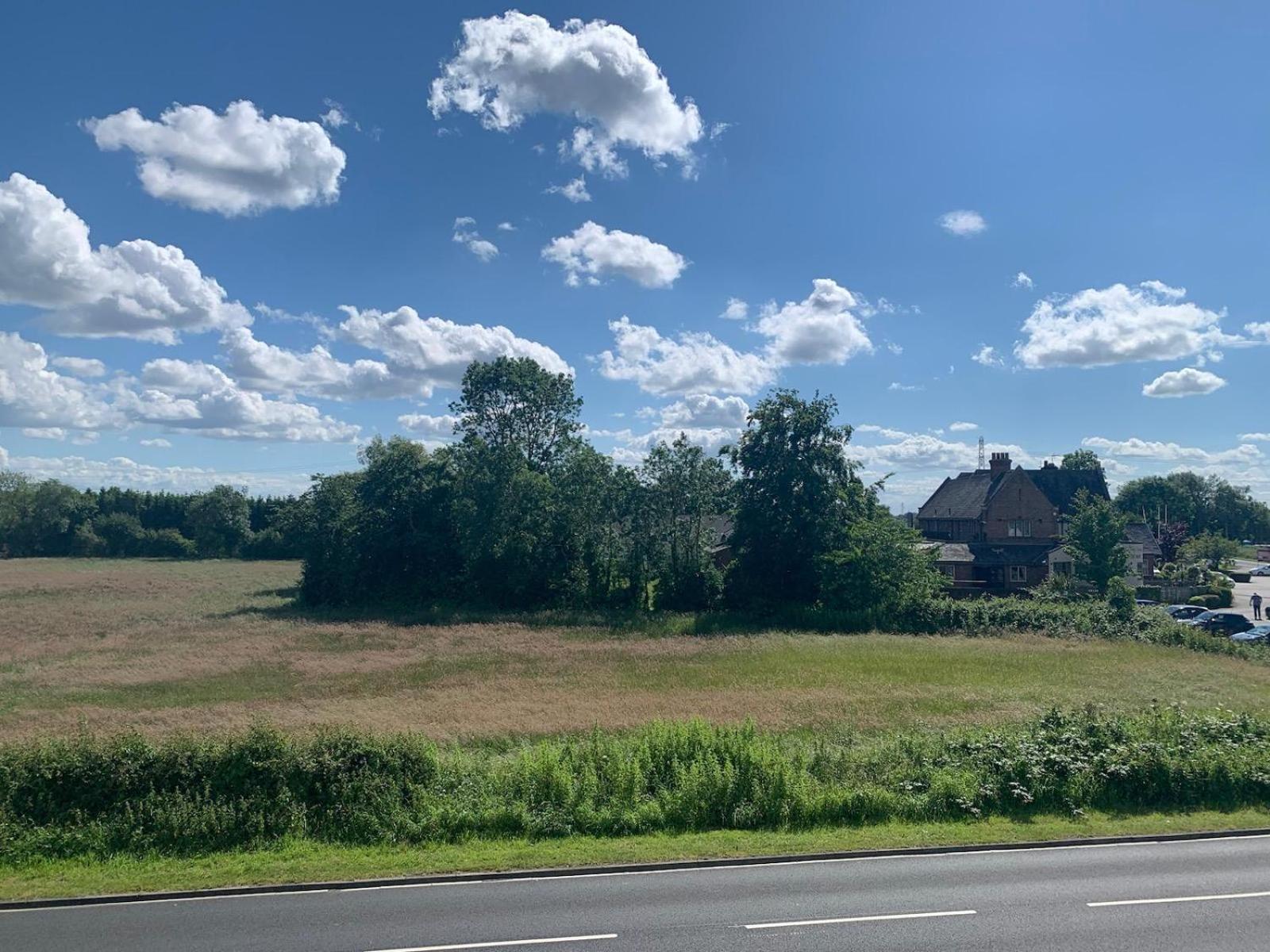 Large Double With Free Parking In * York