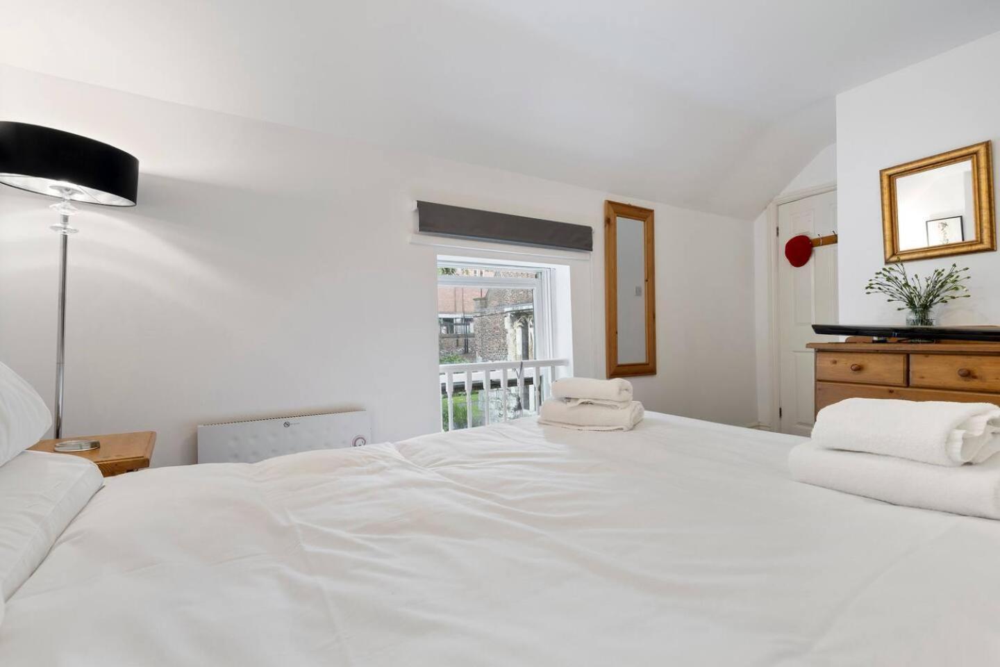 Holiday home Pass The Keys 4 35 Fossgate - Cosy 2 Bed Sleeps 5 *