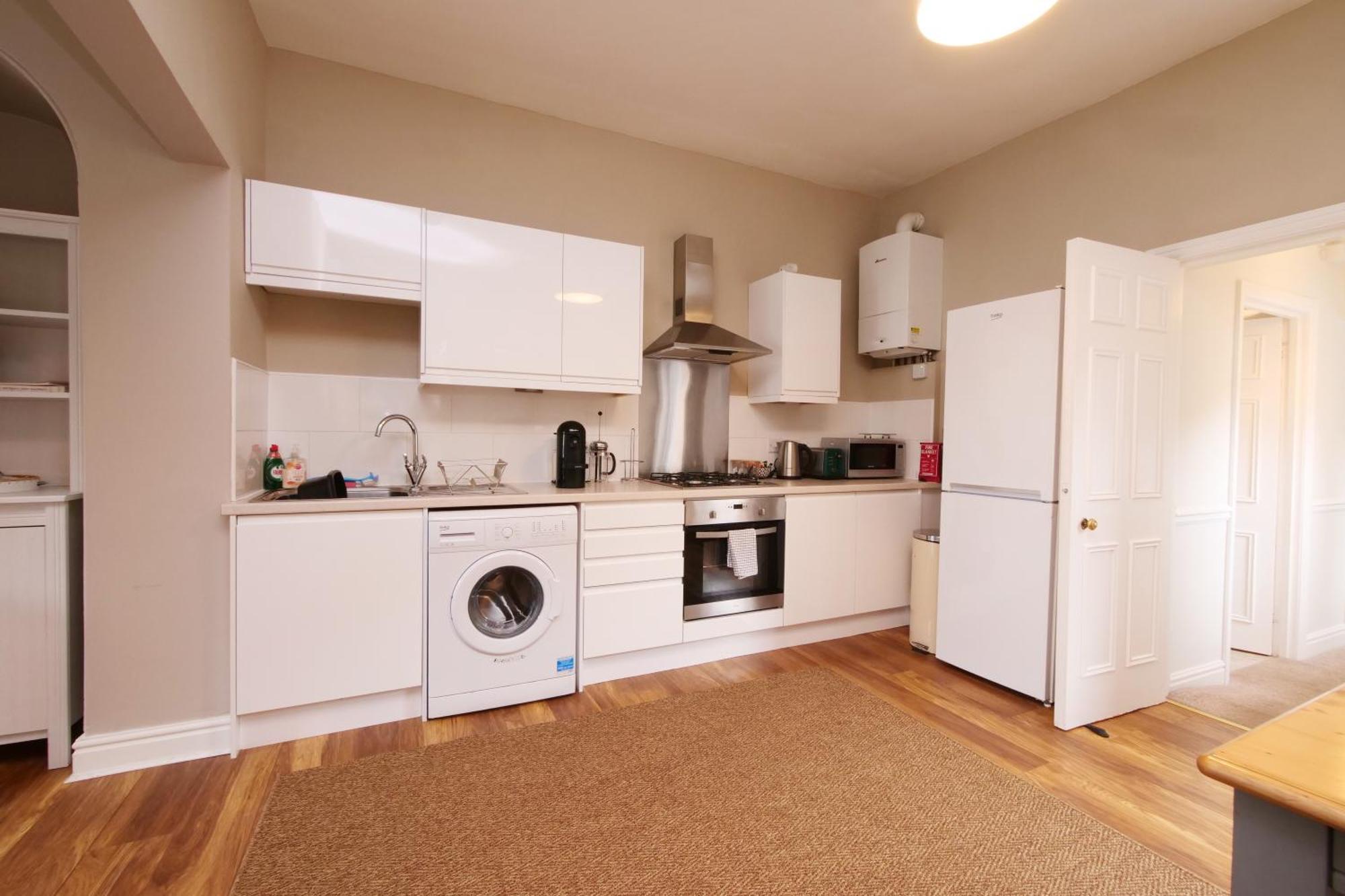 Apartment Fifth Quarter With Free Parking York