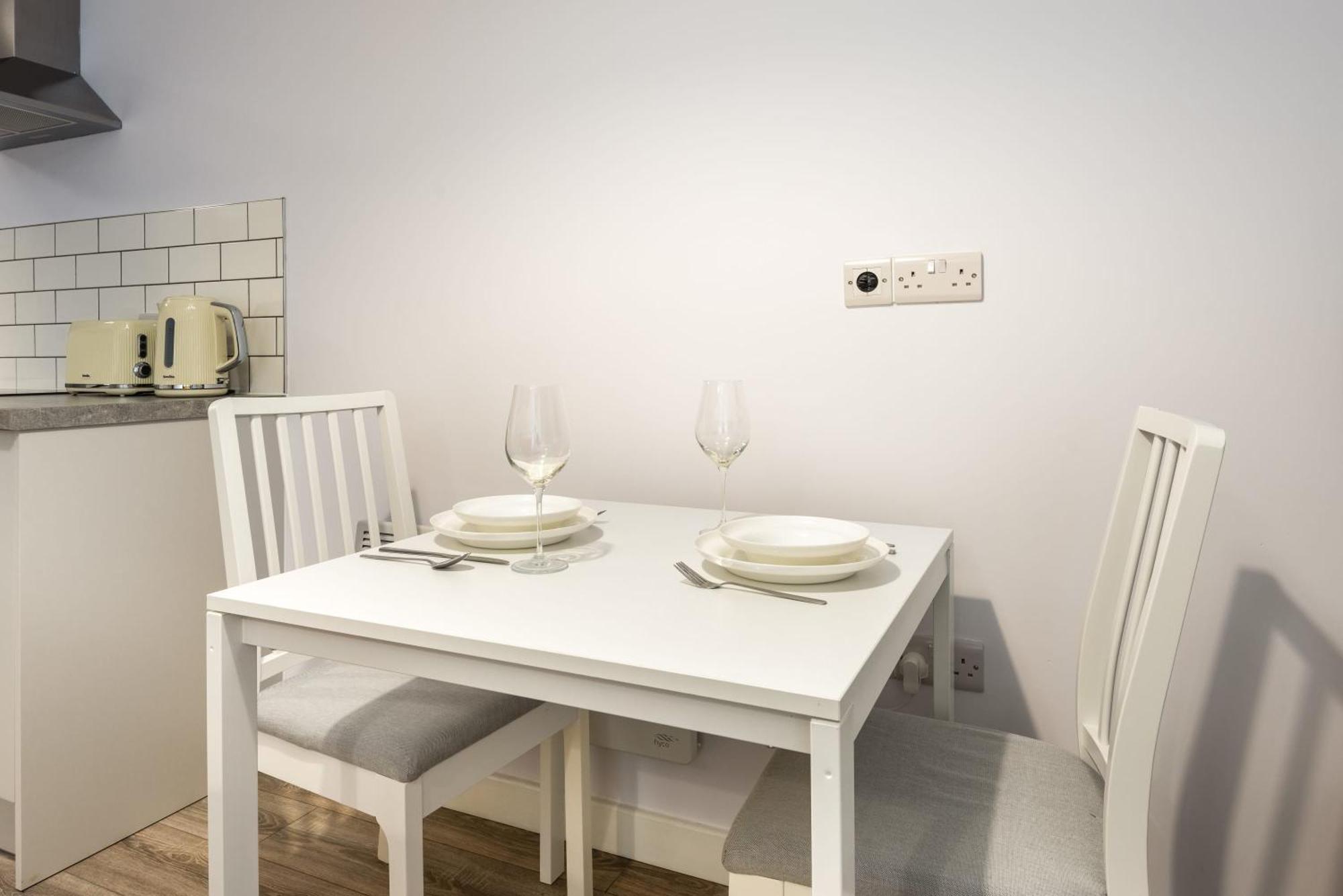 Modern 1 Bedroom