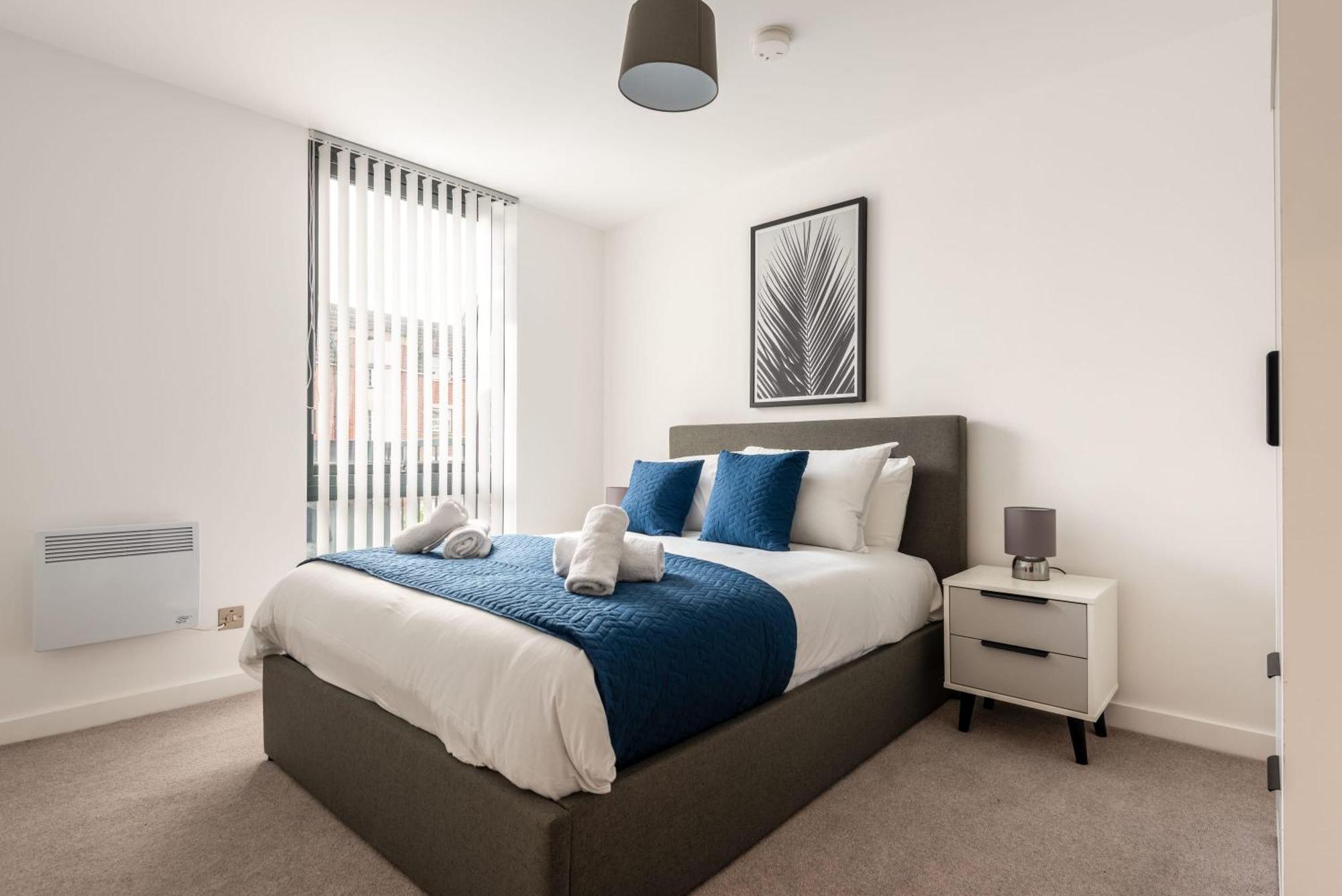 Stayzeni, Ouse Court Modern 2 Bed Flat Apartment