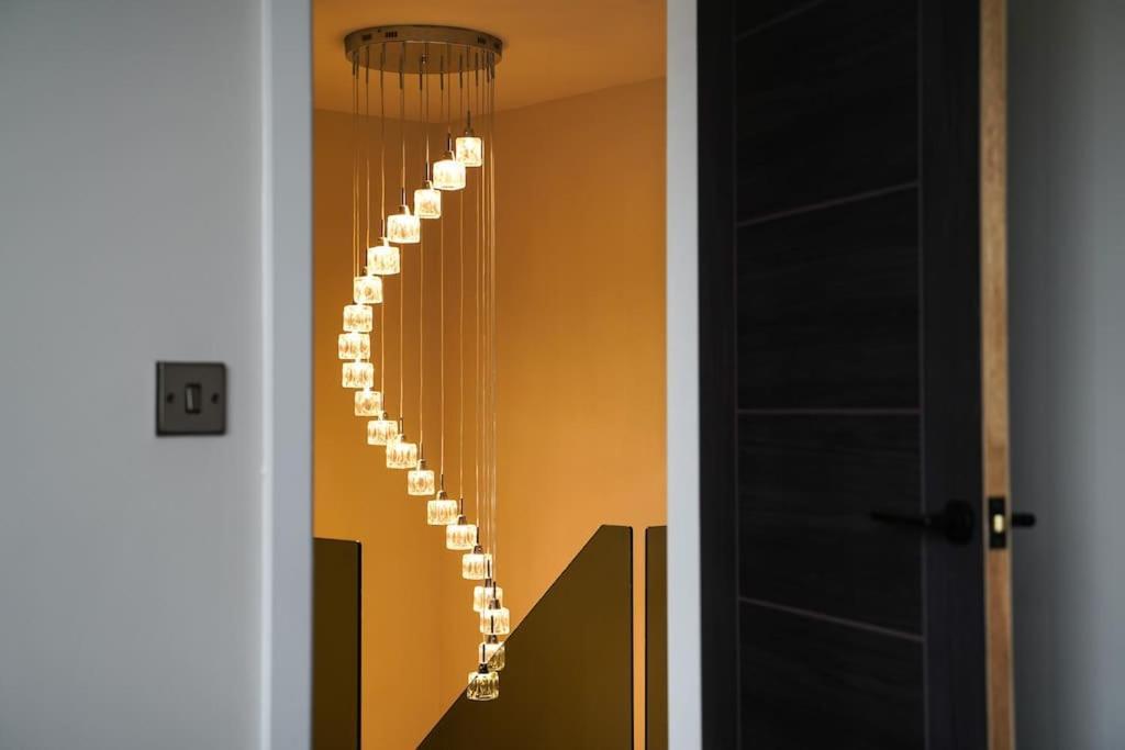 Modern And Luxury House Apartment