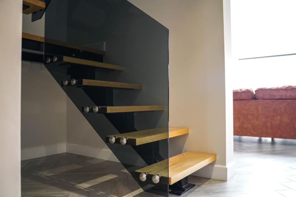 Apartment Modern And Luxury House *
