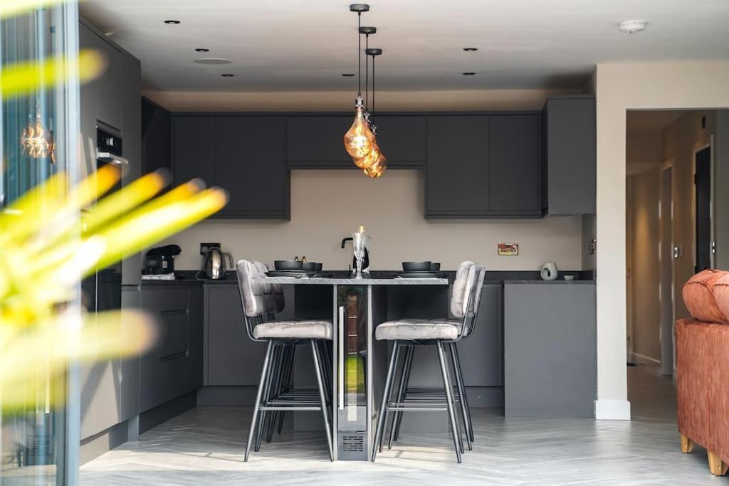 Apartment Modern And Luxury House *