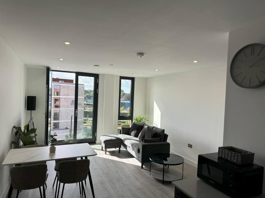 Apartment Minster Icona 250 Free Parking & Gym