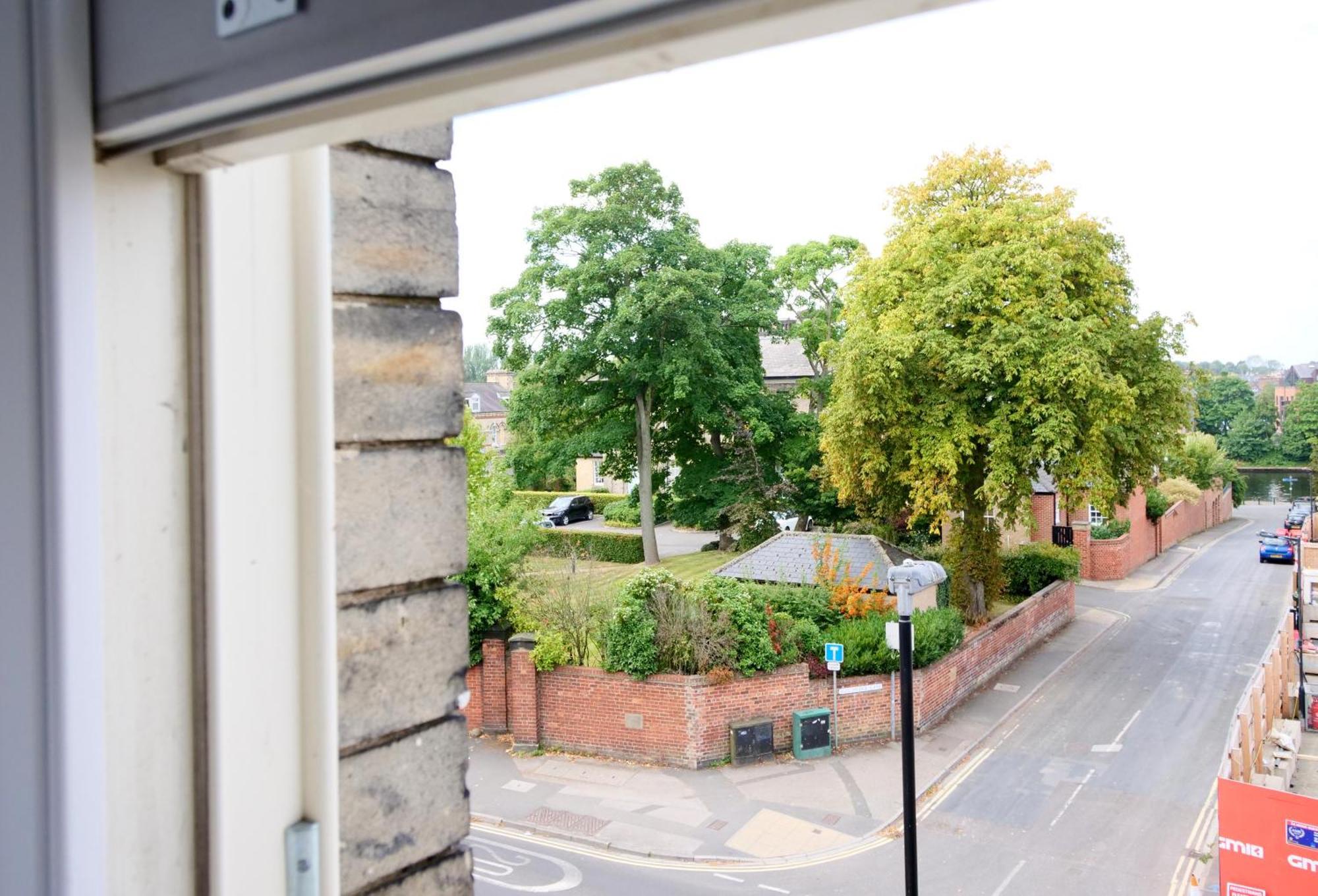 11 Bluebridge With Free Parking Apartment York