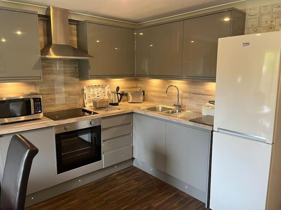 Harvest 8 Lodge, Yellowtop Country Park Villa